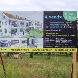 Si les prix des propriétés par étage ont quelque peu reculé en juin, ceux pour les villas ont encore pris de l'embonpoint. (archive)